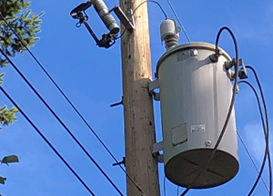 Example of overhead single-phase transformer Example of overhead single-phase transformer
